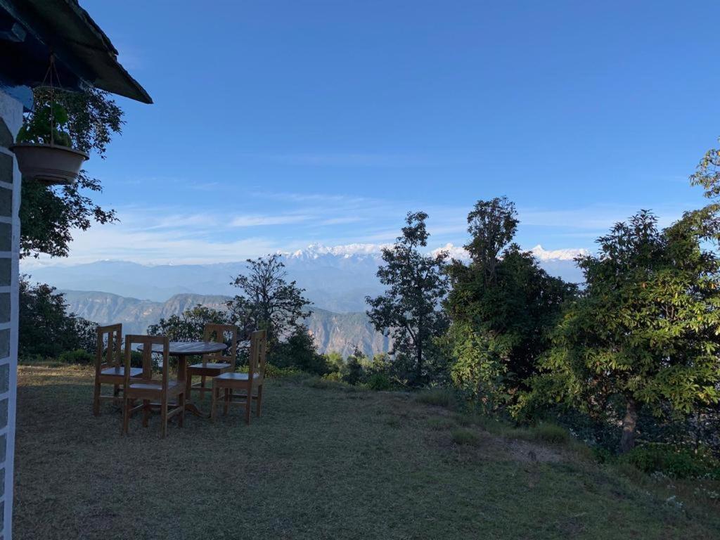 Villa Thikalna Himalayan Retreat Almora Esterno foto